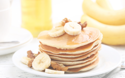 Matchday Rezept: Bananen-Pancakes mit Walnüssen und Ahornsirup